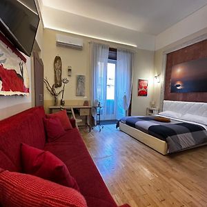 Corso 211 Beds & Suites